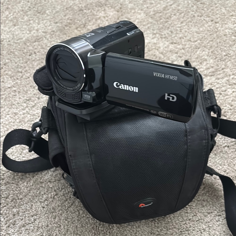 Canon VIXIA HF M50 Black Camcorder